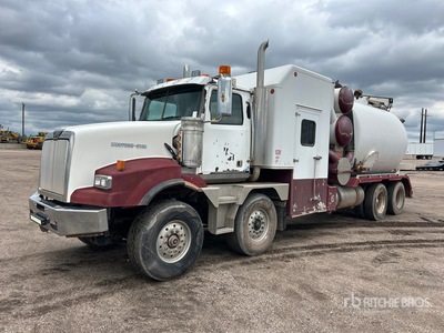 2007 Western Star 8x4 Twin-Steer Vacuum Excavator Truck