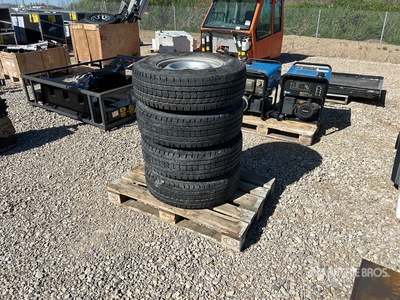 Quantity of (4) Firestone 245/75R17 Pneus
