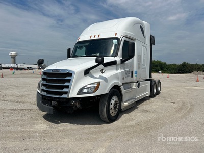 2019 Freightliner Cascadia 126 6x4 Sleeper Truck Tractor