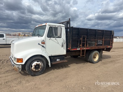 1998 International 4700 Stake Body Autocarri - vari tipi
