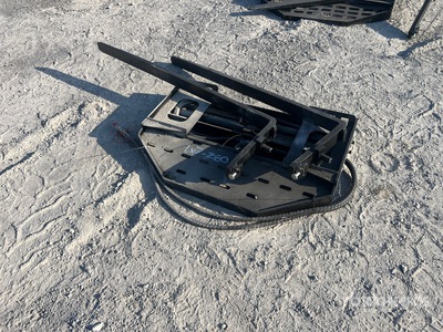 2026 GIYI GY-SF60 60 in Skid Steer Forks (Unused)