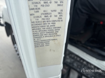 2012 Hino 338 Water Truck