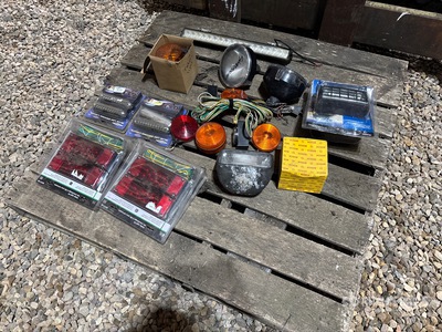 Quantity of Assorted Lights Divers
