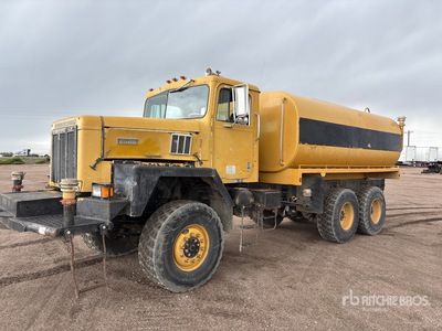 1982 International PayStar 5050 Paystar 5000 6x6 Water Truck