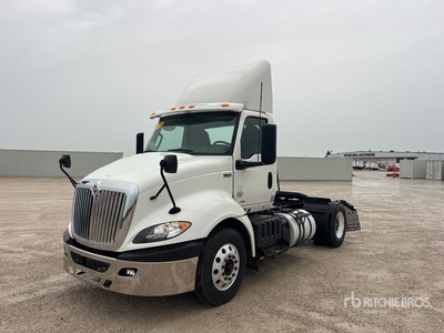 2019 International RH613 4x2 S/A Day Cab Truck Tractor