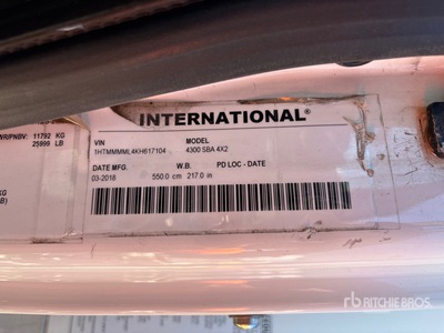 2019 International 4300 4x2 Refrigerated Van Truck