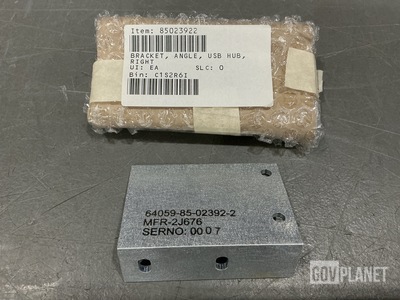 (6) Lockheed Martin 85-02392-2 Angle Brackets