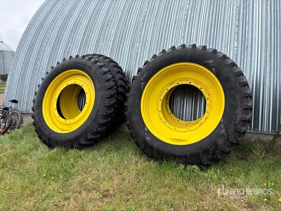 Quantity of (4) 380/105R50 Sprayer Pneus - Fits John Deere 4940 Sprayer