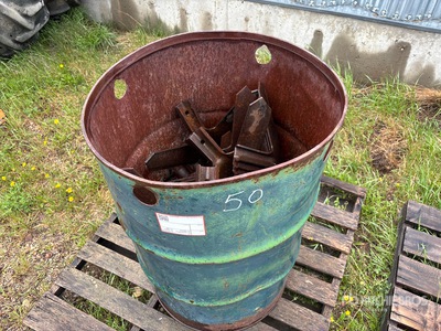 Quantity of (50) 16.5 in Cultivator Shovels Pièces divers