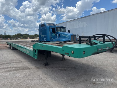 2001 Landoll 48 ft T/A Sliding Axle Trailer