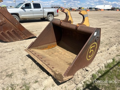 CF 60 in Q/C Cleanup Excavator Bucket