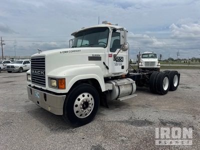 2006 Mack CHN613 Day Cab Truck Tractor