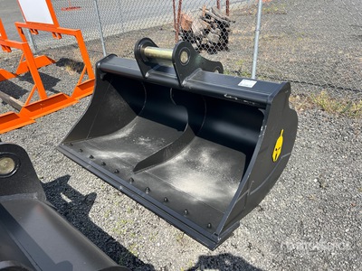 Trojan 200CL 72 in Cleanup Cazo para excavadora - Fits Cat 320/321/323, Hyundai R210 Komatsu PC200/220, Deere 160/200/225 Kobelco SK210, Case 210/225, Doosan DX225 (Unused)