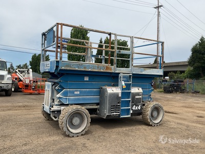 2019 Genie GS-4390 Dual Fuel 4x4 Plateforme élévatrice à ciseaux