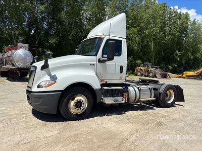 2021 International LT625 4x2 S/A Day Cab Truck Tractor