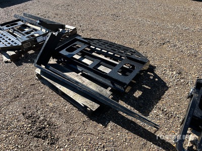 2026 GIYI GY-DHC 59 in Skid Steer Forks (Unused)