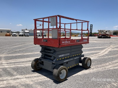 1999 Skyjack SJIII6832 Electric Elevador de Tijera / Scissor Lift