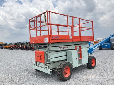 1999 Skyjack SJ8841 4x4 Diesel Elevador de Tijera / Scissor Lift