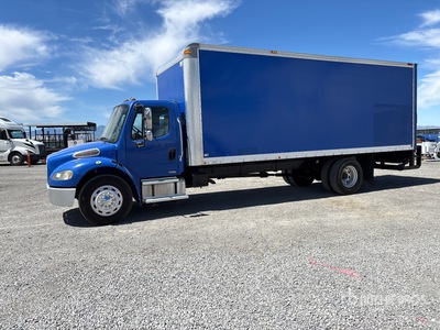 2005 Freightliner M2 106 4x2 Moving Van Truck