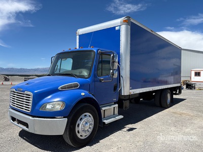 2005 Freightliner M2 106 4x2 Moving Van Truck