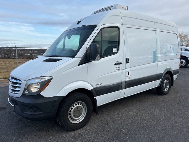 2015 Freightliner Sprinter 2500 4x2 Refrigerated Truck