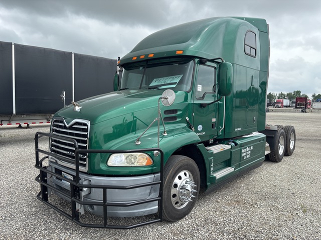 2016 Mack CXU613 6x4 T/A Sleeper Truck Tractor