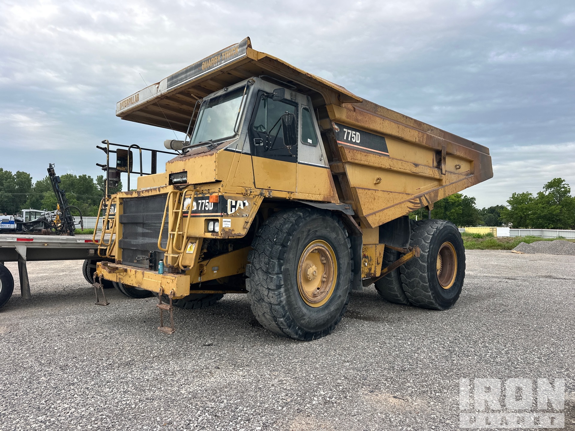 1996 Cat 775D Haul Truck