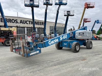 1999 Genie S-60 4WD Gasoline Nacelle Télescopique
