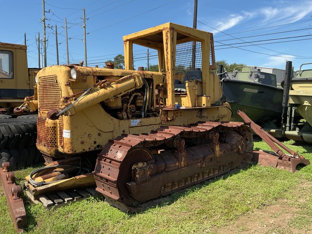 Cat D7E Crawler Dozer (Inoperable)