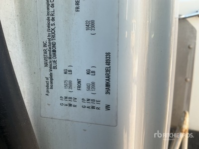 Altec AO445 45 ft on 2014 International 4400 4x2 Camion Nacelle