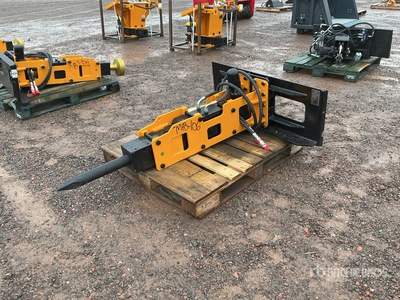 2026 GIYI GY-P680 67 in Skid Steer Breaker (Unused)