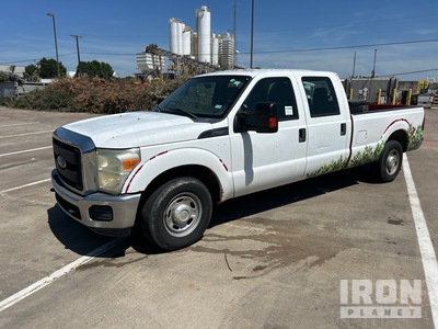 2014 Ford F250 XL 4x2 Crew Cab Pickup