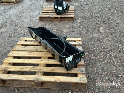 2026 VICSEC VCT800 32 in Tilting Excavator Bucket (Unused)