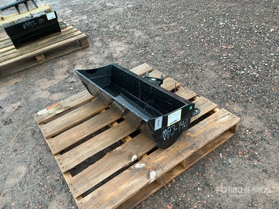 2026 VICSEC VCT800 32 in Tilting Excavator Bucket (Unused)