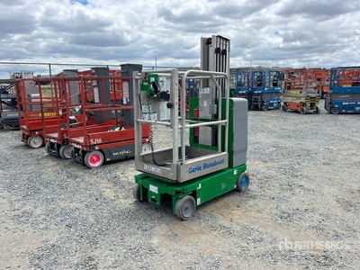 2018 Genie GR20 Vertical Mast Lift