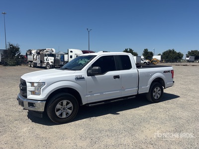 2017 Ford F-150 4x4 Extended Cab Pickup