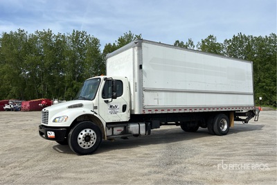 2016 Freightliner M2 106 4x2 Van Truck