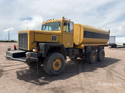 1979 International F-5050 6x4 عربة مياه للطرق الوعرة