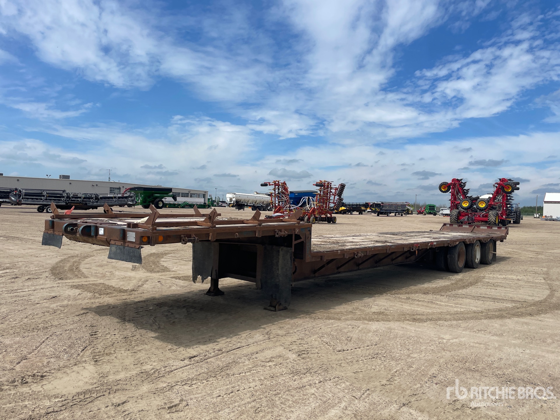 1989 Trail-Eze 51 ft Tri/A Bale Flatbed Trailer
