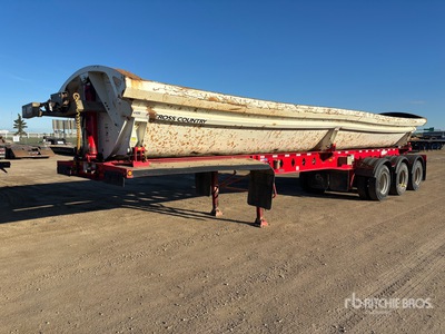2017 Cross Country 40 ft Tri/A Side Dump Trailer
