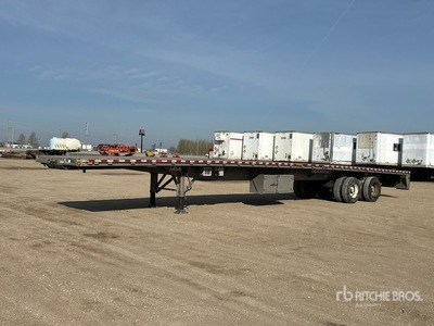 2018 Reitnouer 53 ft Flatbed Trailer