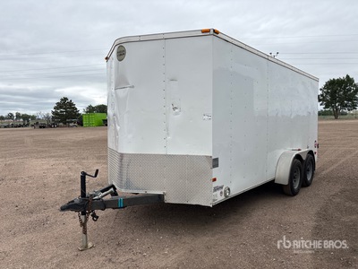 2014 Wells Cargo 17 ft T/A مقطورة ذو كبينة مغلقة