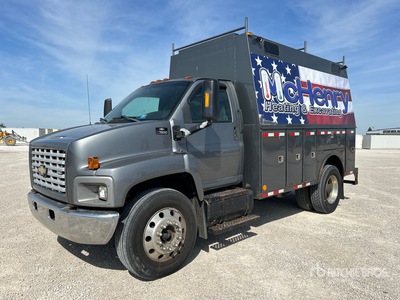 2003 Chevrolet C7500 4x2 Service Truck