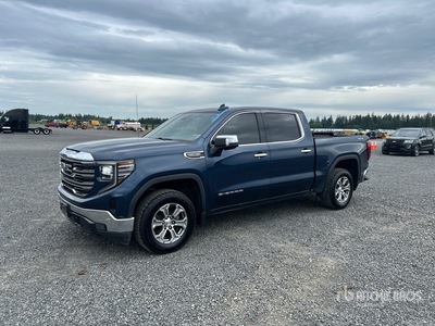 2023 GMC Sierra 1500 SLT 4x4 Crew Cab Pickup