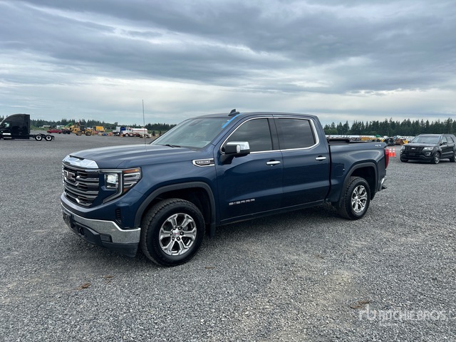 2023 GMC Sierra 1500 SLT 4x4 Crew Cab Pickup