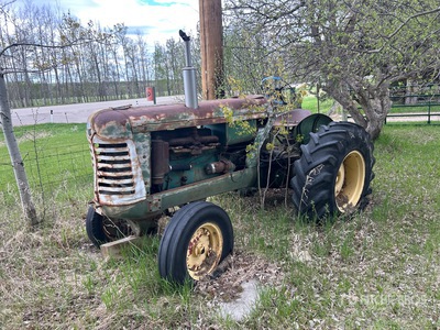 Oliver Tractor histórico
