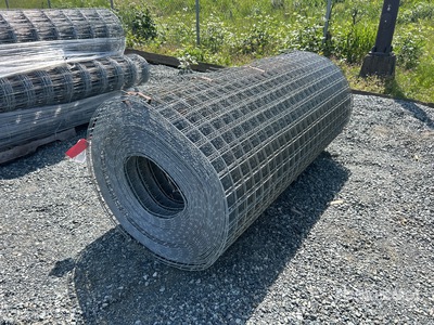 Quantity of (1) 400 ft x 6 ft Galvanized Roll of Multiuse Livestock Staccionata (Unused)