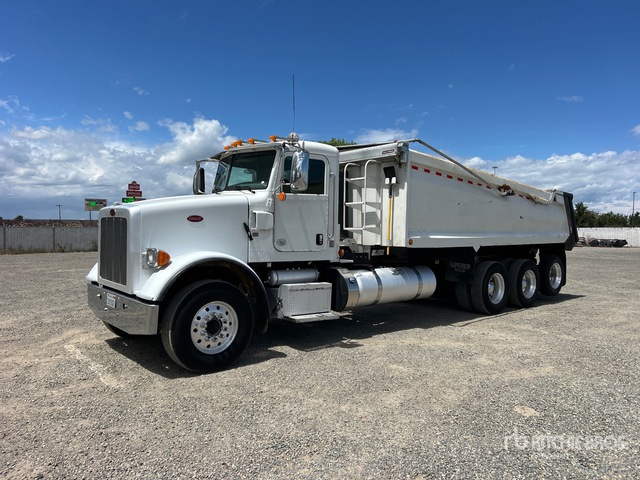 2018 Peterbilt 365 8x4 Tri/A Dump Truck