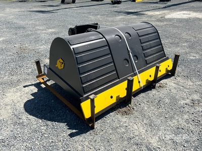 Dynamic Entities 66 in Tilting Graafmachine Bak - Fits 80mm Cat 320/321/323, Hyundai R210 Komatsu PC200/220, Deere 160/200/225 Kobelco SK210, Case 210/225, Doosan DX225