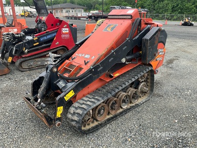 2020 Ditch Witch SK1550 لودر بجنزير